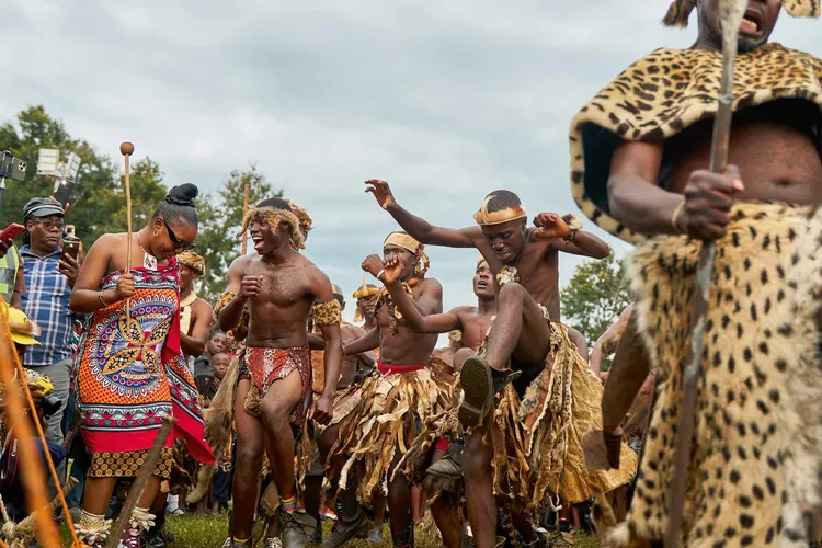 The Ngoni nation's unity reigns as Zambia Ngoni warriors and women from Eswatini celebrate alongside each other. (Image by Lint Studios for Nkwazi Magazine).