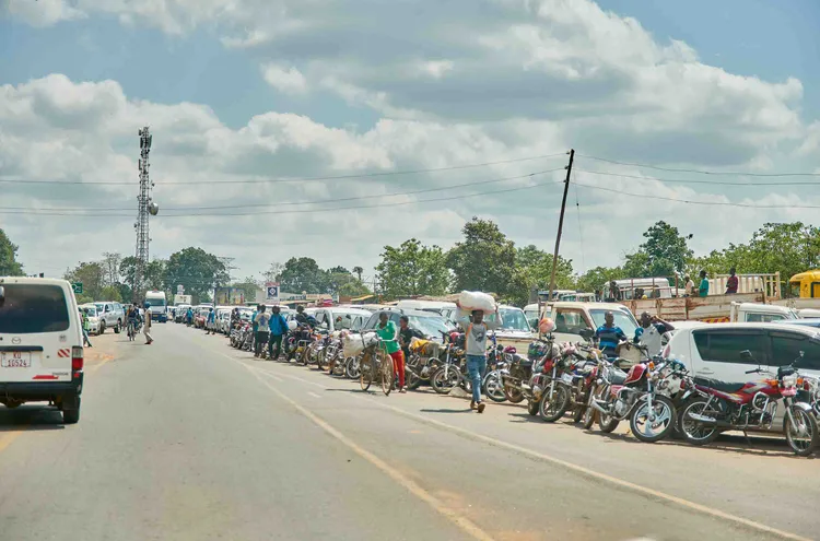 Many CBD activities in Lilongwe are similar to those in Lusaka, Zambia. Photo: Nkwazi Magazine/Chosa Mweemba.
