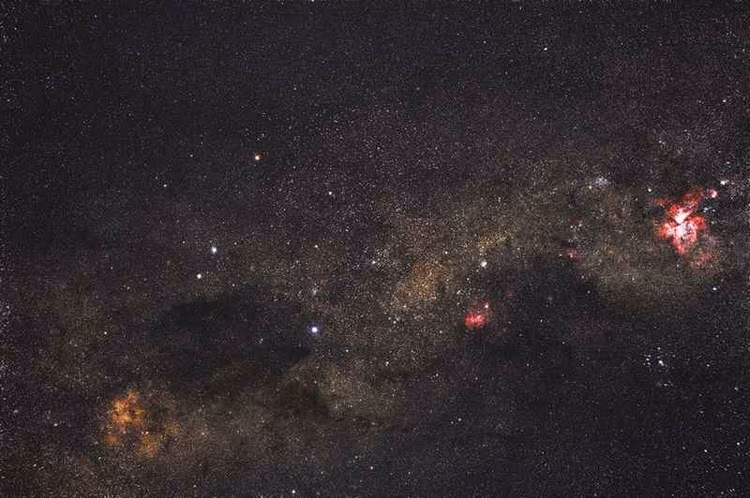 Every fortnight, meet a group of fellow astro enthusiasts for a guided tour of what the skies have to offer. (Image courtesy of Dr Mupanga Mwanakatwe).
