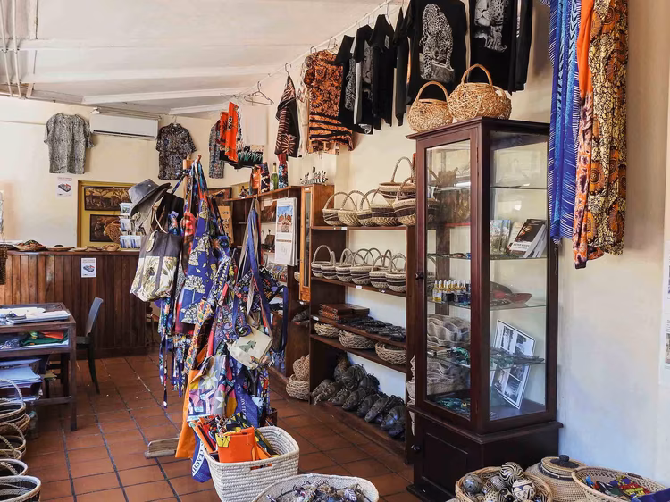 Entrance fees are as follows: Residents: Adults K10, children K5. Non-Residents: Adults $5, children $3. (Image courtesy of Livingstone Museum).