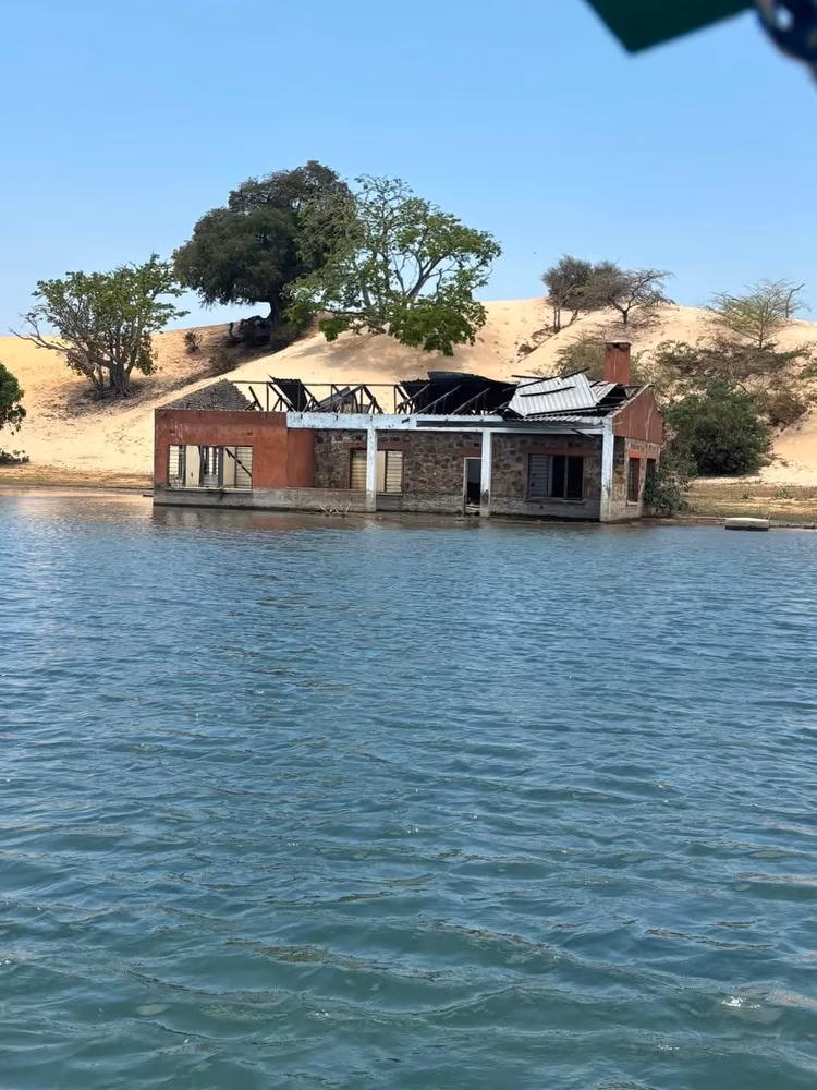 After Kaunda's presidency ended in 1991, the bay began to deteriorate as successive governments neglected its maintenance. (Image courtesy of Malcolm Freed).