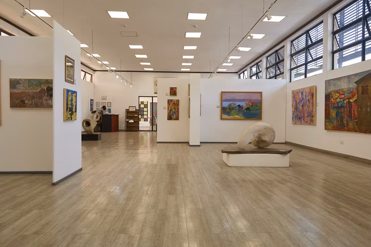 The Lechwe Trust Gallery is open to visitors from Tuesday to Saturday 10:00-18:00; Sundays 12:00 p.m. to 6:00 p.m. Entry is free unless otherwise stated. (Image by Justine Kunda for Nkwazi Magazine).