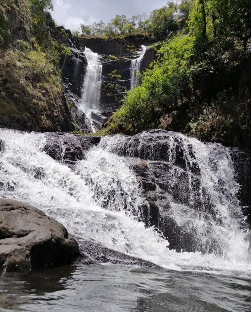 Kundalila Falls. (Image courtesy of Bongani Kumar, Adventures by Bobobongz).