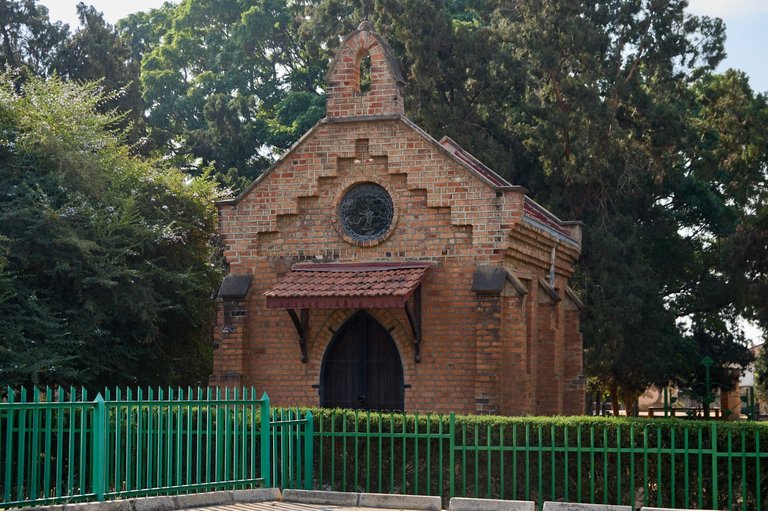 The Hidden History of Aylmer May Cemetery